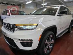 جیپ گراند شیرۆکی